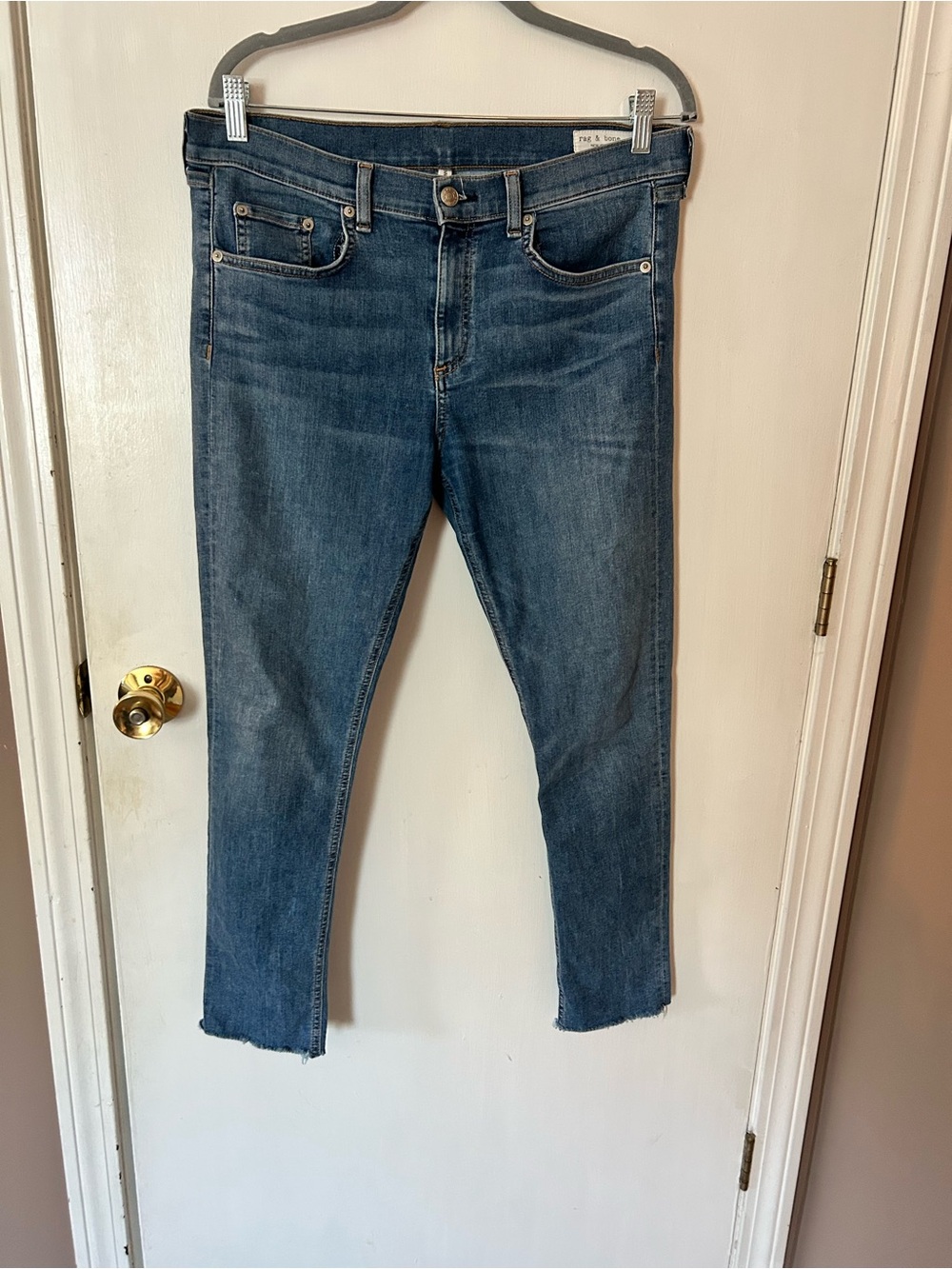 rag & bone Slim Raw-Hem Skinny Jeans in Medium Blue